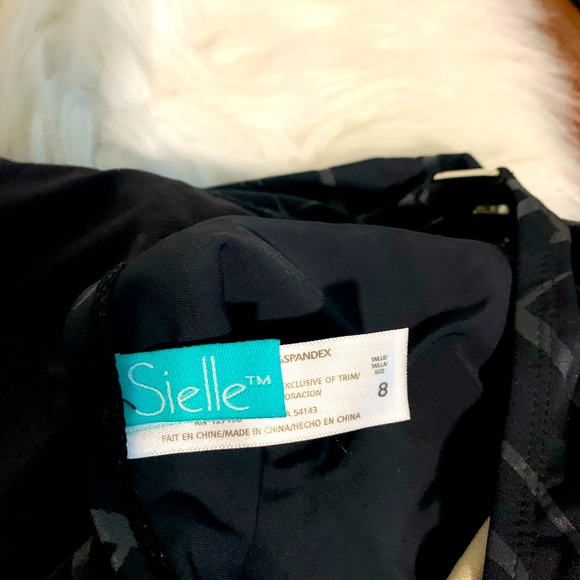 Sielle 2 piece woman’s swimwear - Picture 7 of 8